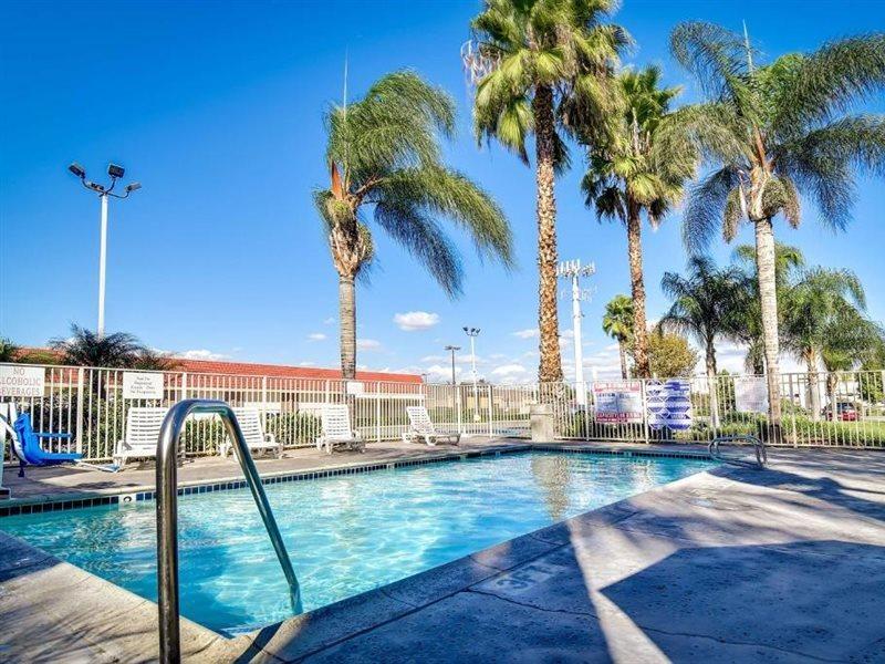 Motel 6-Riverside, Ca - South ภายนอก รูปภาพ