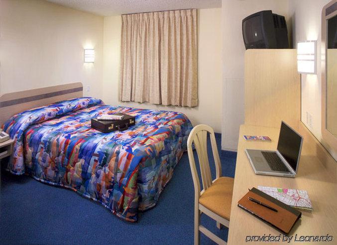 Motel 6-Riverside, Ca - South ภายนอก รูปภาพ
